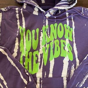 YOU KNOW THE VIBE DRIP PAINT CROPPED HOODIE